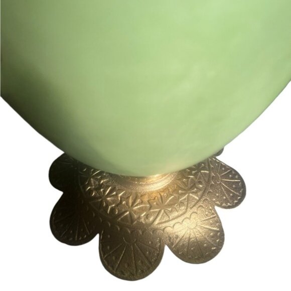 Antique GWTW FC Co Oil Parlor Lamp Bottom Brass Base w Pink tulips Floral Décor - Picture 3 of 7